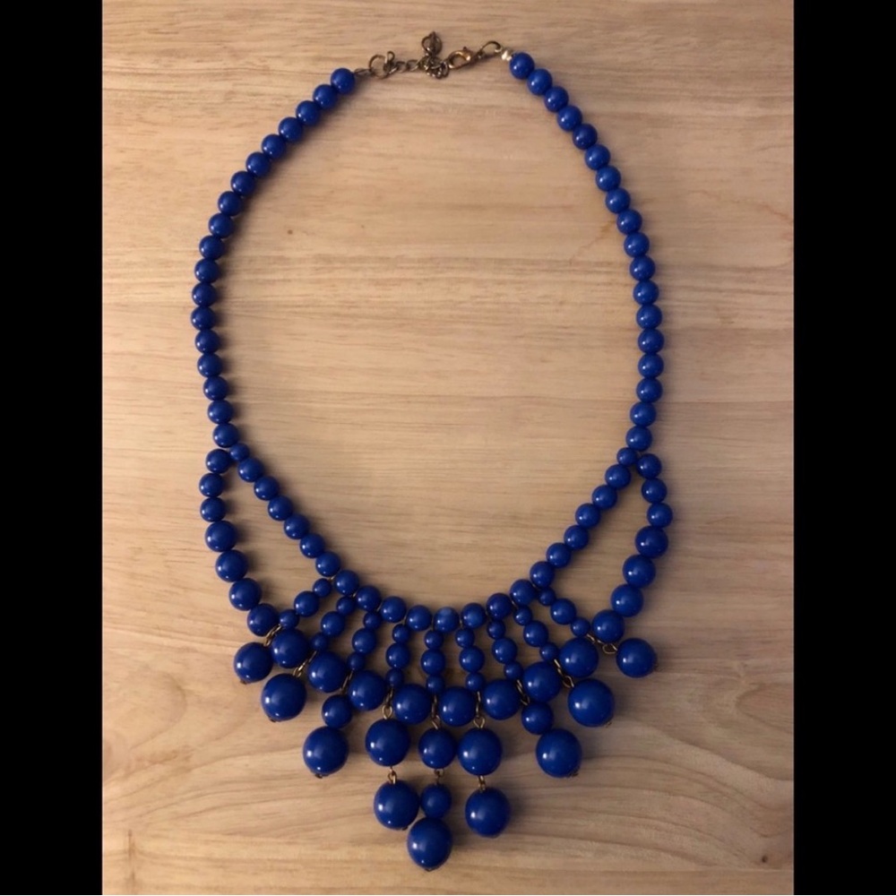 Elegant Blue Beaded Necklace